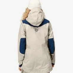 Norrona Tamok Gore-Tex Pro Jacket - Women's 14 Norrona Tamok Gore-Tex Pro Jacket - Women's -Climbing Accessories Outlet Shop 1217 19 9001 model b 4x5 rsz 08176.1626823482