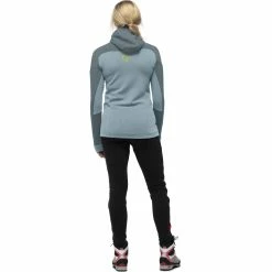 Norrona Trollveggen Powerstretch Pro Zip Hood - Women's 11 Norrona Trollveggen Powerstretch Pro Zip Hood - Women's -Climbing Accessories Outlet Shop 1627 19 6614 model b rsz 95347.1673643573