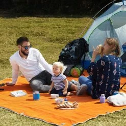 CGear Original Sand-Free Mat -Climbing Accessories Outlet Shop 20210126 cgear 738 2500x2500px.progressive rsz 17848.1626823786