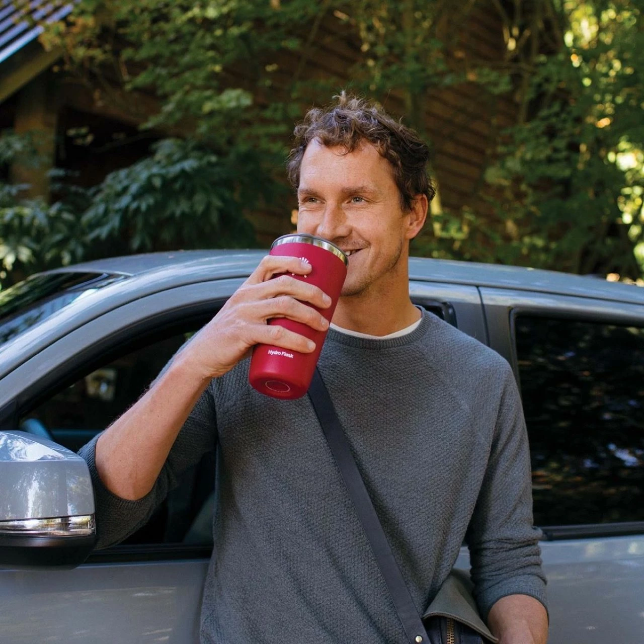 Hydro Flask 28 Oz. Tumbler (Fall 2022) 11 Hydro Flask 28 Oz. Tumbler (Fall 2022) - Image 11