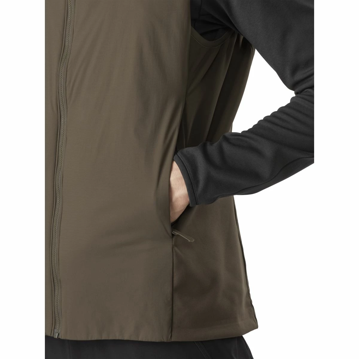 Arc'teryx Atom LT Vest - Men's 5 Arc'teryx Atom LT Vest - Men's - Image 5