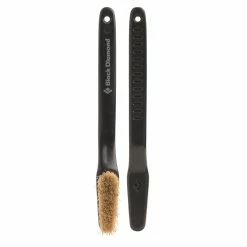 Black Diamond Bouldering Brush - Small 7 Black Diamond Bouldering Brush - Small -Climbing Accessories Outlet Shop 550852 0002 black smboulderingbrush 55900.1650913275