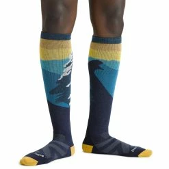 Darn Tough Solstice Over-the-Calf Midweight Cushion - Women's 5 Darn Tough Solstice Over-the-Calf Midweight Cushion - Women's -Climbing Accessories Outlet Shop 8023 Dark Teal Model 2 rsz 95319.1667261174