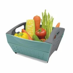 Fozzils Snapfold Colander 3 Qt. 6 Fozzils Snapfold Colander 3 Qt. -Climbing Accessories Outlet Shop 8b520e c5e072cc494149a88393dd8436bef33e mv2 d 1600 1200 s 2 rsz 72366.1626823282