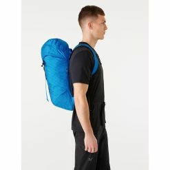 Arc'teryx Alpha SL 23 -Climbing Accessories Outlet Shop Alpha SL 23 Backpack Fluidity Side View Right rsz 80947.1648076184