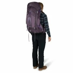 Osprey Aura AG 50 - Women's 26 Osprey Aura AG 50 - Women's -Climbing Accessories Outlet Shop AuraAG 50L S22 OnBody2 EnchantmentPurple rsz 27877.1652392335