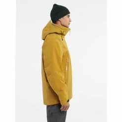 Arc'teryx Beta AR Jacket - Men's (Fall 2022) 16 Arc'teryx Beta AR Jacket - Men's (Fall 2022) -Climbing Accessories Outlet Shop Beta AR Jacket Daze Side View Right rsz 10770.1661383617.1280.1280 28371.1675296010