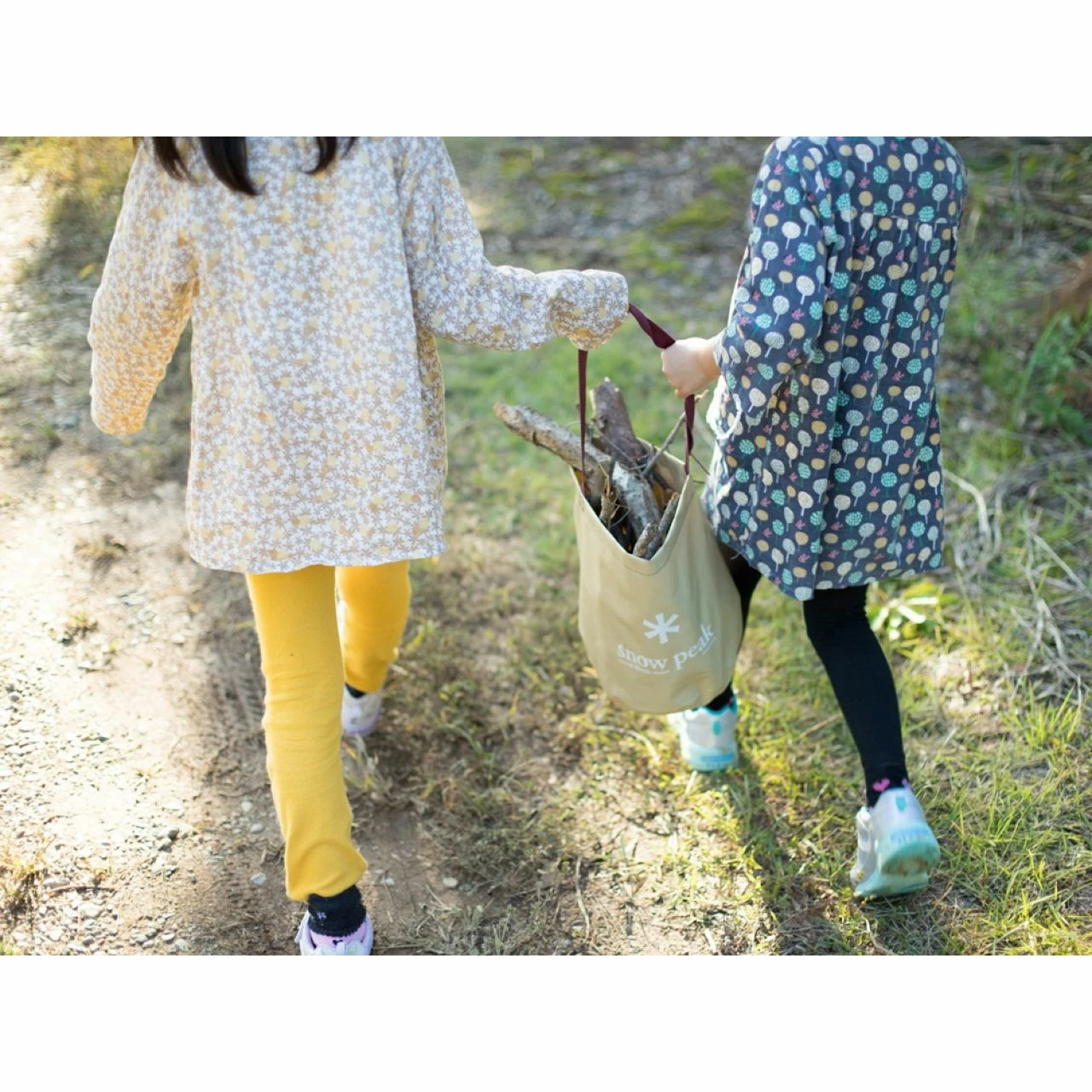 Snow Peak Camping Bucket Small 6 Snow Peak Camping Bucket Small - Image 6