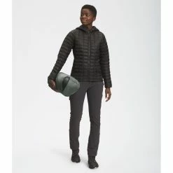 The North Face Stormbreak 3 -Climbing Accessories Outlet Shop NF0A52VJ Y10 modelback rsz 81223.1653497556