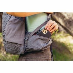 Gregory Maya 25 - Women's 15 Gregory Maya 25 - Women's -Climbing Accessories Outlet Shop S23 MikoMaya Field Features 0638 rsz 75118.1674869023.1280.1280 18510.1674870514.1280.1280 31185.1674926238