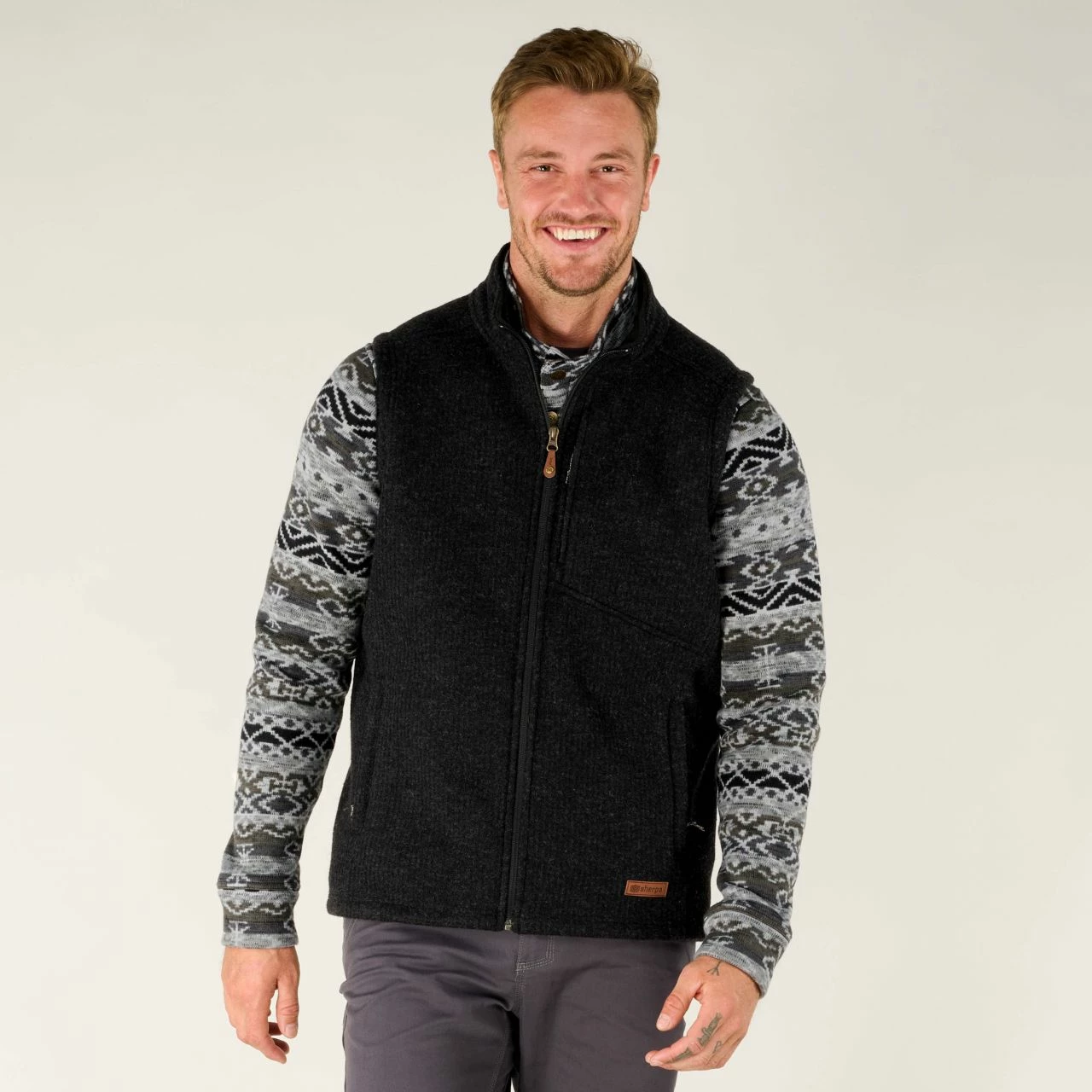 Sherpa Namgyal Vest - Men's 5 Sherpa Namgyal Vest - Men's - Image 5