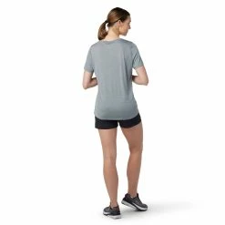 Smartwool Merino Sport 120 V-Neck Short Sleeve - Women's (Spring 2022) 11 Smartwool Merino Sport 120 V-Neck Short Sleeve - Women's (Spring 2022) -Climbing Accessories Outlet Shop SW016539545 3 p rsz 47117.1657819928