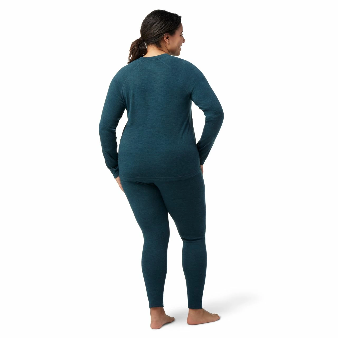 Smartwool Classic Thermal Merino Base Layer Crew Plus - Women's 3 Smartwool Classic Thermal Merino Base Layer Crew Plus - Women's - Image 3