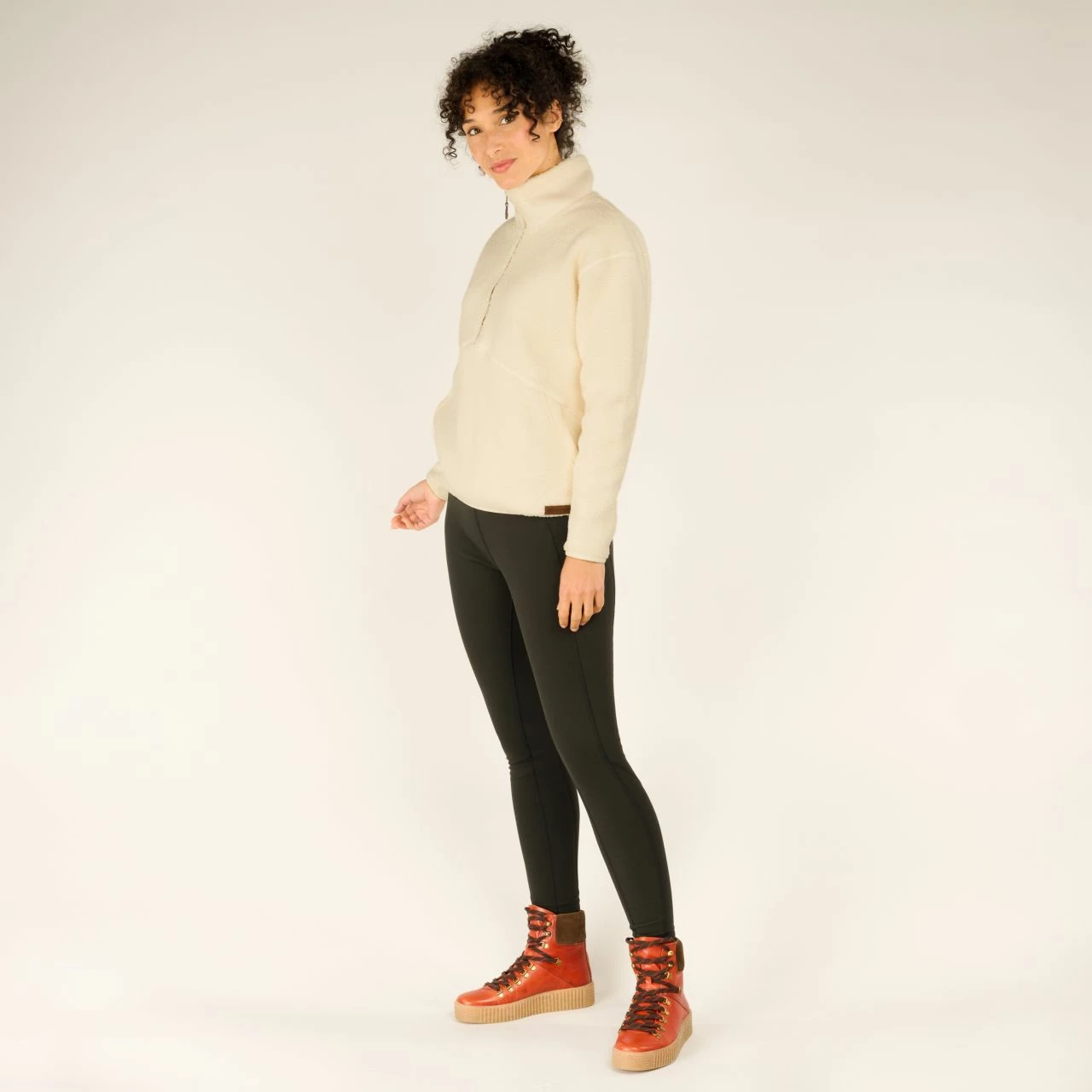 Sherpa Chamlang 1/2 Zip Pullover - Women's 5 Sherpa Chamlang 1/2 Zip Pullover - Women's - Image 5