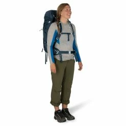 Osprey Sirrus 44 - Women's 28 Osprey Sirrus 44 - Women's -Climbing Accessories Outlet Shop Sirrus 44L S22 OnBody1 MutedSpaceBlue rsz 78579.1655768202