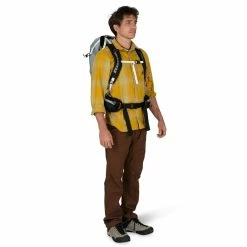Osprey Stratos 24 - Men's 23 Osprey Stratos 24 - Men's -Climbing Accessories Outlet Shop Stratos 24L S22 OnBody1 SmokeGrey rsz 48544.1675814260