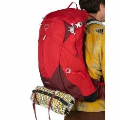 Osprey Stratos 34 - Men's 28 Osprey Stratos 34 - Men's -Climbing Accessories Outlet Shop Stratos 34L S22 Detail6 PoinsettiaRed rsz 68661.1655767949