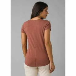 Prana Foundation Short Sleeve V Neck - Women's (Spring 2022) -Climbing Accessories Outlet Shop W11170142 TERRAHEATHER ALT 2 rsz 38826.1644208740