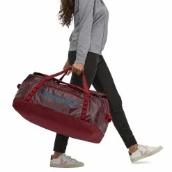 Patagonia Black Hole Duffel 70L 15 Patagonia Black Hole Duffel 70L -Climbing Accessories Outlet Shop WBF22 49347 WAX AB2 rsz 96073.1673568701