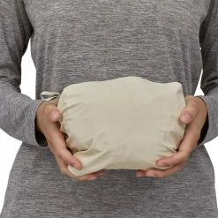 Patagonia Torrentshell 3L Jacket - Women's 31 Patagonia Torrentshell 3L Jacket - Women's -Climbing Accessories Outlet Shop WBS23 85246 WLWT SMSTUFF rsz 15342.1673465429