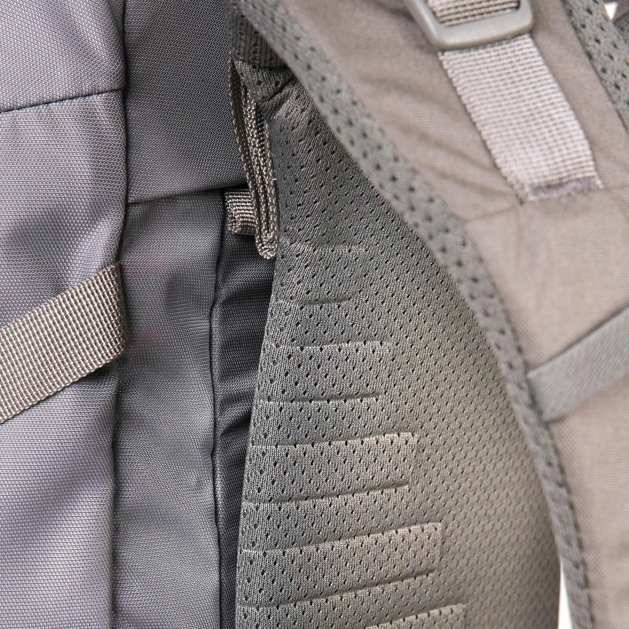 Mystery Ranch Coulee 40 - Women's 7 Mystery Ranch Coulee 40 - Women's - Image 7