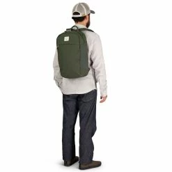 Osprey Arcane Large Day Pack 25 Osprey Arcane Large Day Pack -Climbing Accessories Outlet Shop arcanelgday s20 detail11 haybalegreen rsz 72867.1626823126