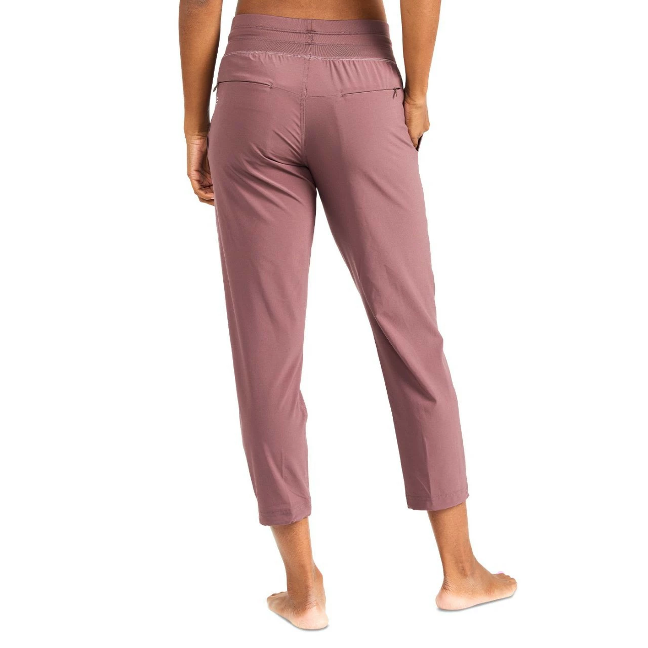 Free Fly Breeze Cropped Pant - Women's (Spring 2022) 2 Free Fly Breeze Cropped Pant - Women's (Spring 2022) - Image 2
