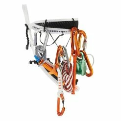 Petzl Fly Harness (Fall 2022) 7 Petzl Fly Harness (Fall 2022) -Climbing Accessories Outlet Shop c002aa fly focus 3 highres 63810.1626823129