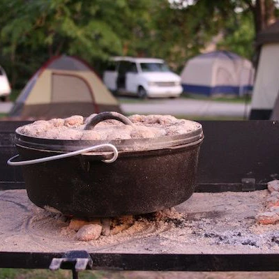 Camp Chef Classic Dutch Oven 3 Camp Chef Classic Dutch Oven - Image 3