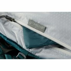 Gregory Deva 70 - Women's (Fall 2021) 17 Gregory Deva 70 - Women's (Fall 2021) -Climbing Accessories Outlet Shop deva raincover07 1 76717.1626822477