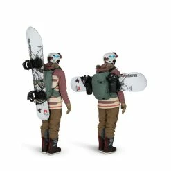 Osprey Kresta 20 - Women's 13 Osprey Kresta 20 - Women's -Climbing Accessories Outlet Shop kresta20f21 f21 onbody3 pineleafgreen rsz 21758.1642115471