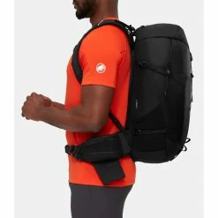 Mammut Lithium 30 14 Mammut Lithium 30 -Climbing Accessories Outlet Shop mam lithium 30 black on model2 rsz 44868.1674517289