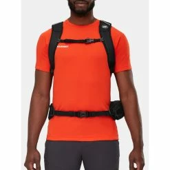 Mammut Lithium 30 13 Mammut Lithium 30 -Climbing Accessories Outlet Shop mam lithium 30 black on model rsz 54527.1674517289