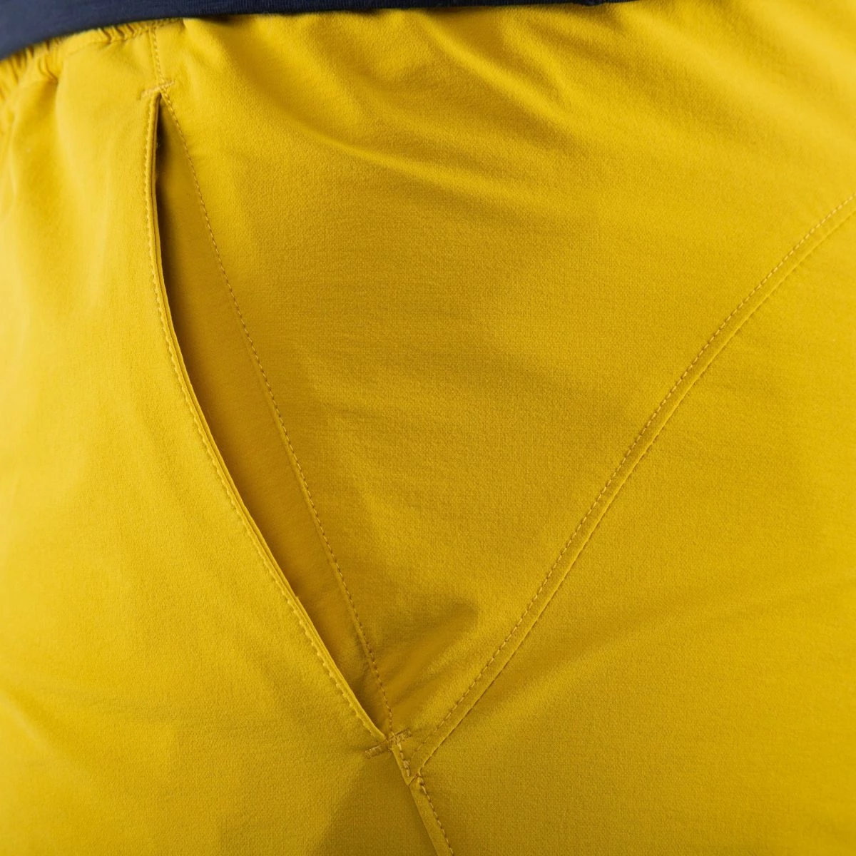 Mountain Equipment Comici Trail Short - Men's (Spring 2021) 6 Mountain Equipment Comici Trail Short - Men's (Spring 2021) - Image 6