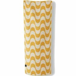 Nomadix Mini Towel 16 Nomadix Mini Towel -Climbing Accessories Outlet Shop nomadix da copa 101 mini towel front 69bd6cc8 2961 4e1a ae03 d163270e115a rsz 97328.1659998541