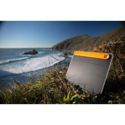 Biolite SolarPanel 5+ -Climbing Accessories Outlet Shop solarpanel5 onbeach 42748.1626822084
