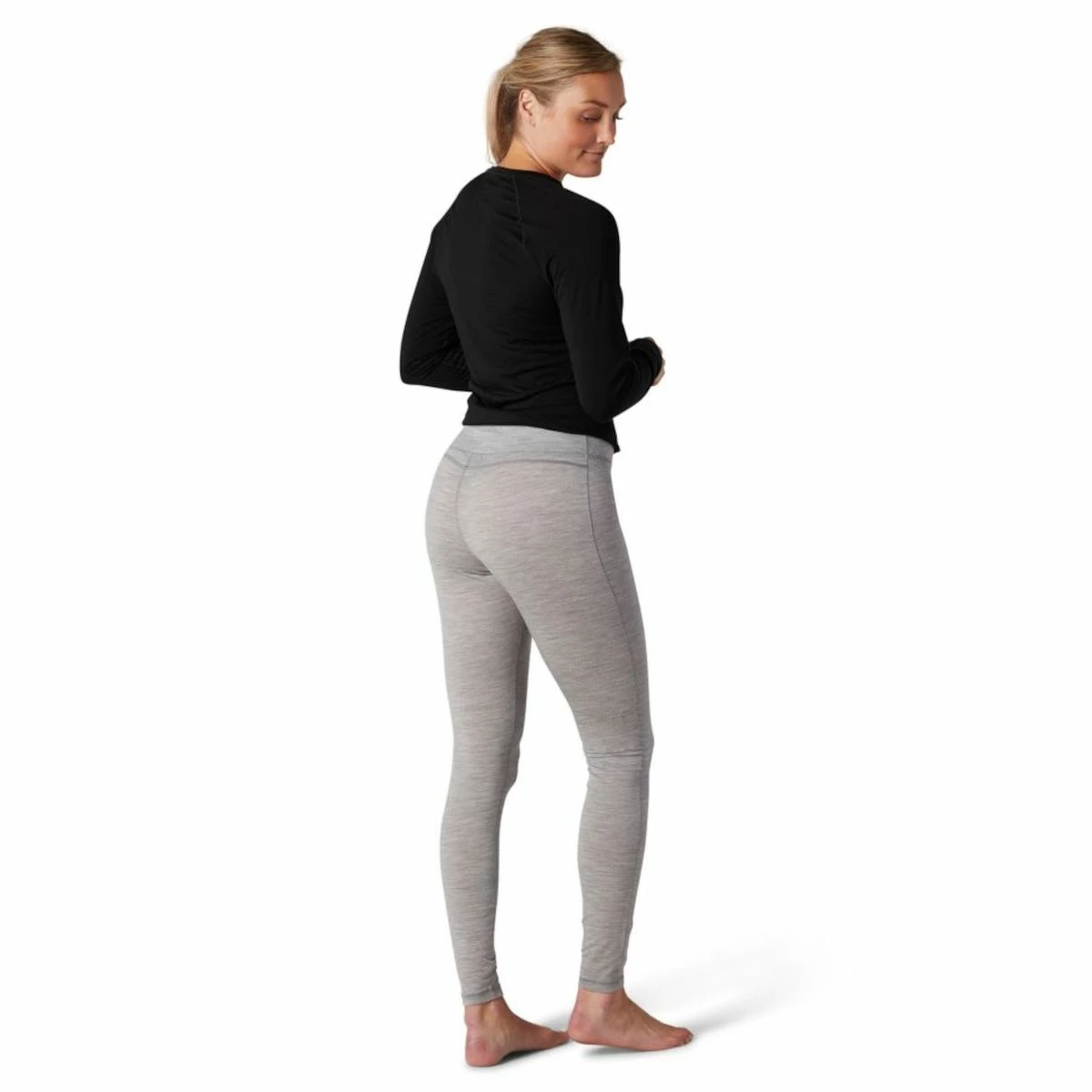 Smartwool Classic All-Season Merino Base Layer Bottom - Women's (Fall 2022) 4 Smartwool Classic All-Season Merino Base Layer Bottom - Women's (Fall 2022) - Image 4