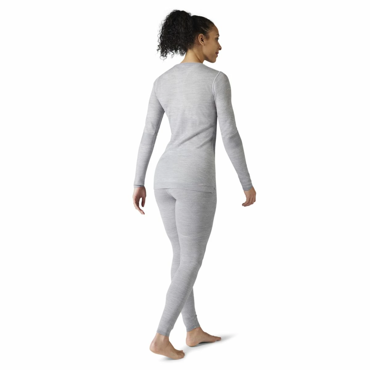 Smartwool Intraknit Thermal Merino Base Layer Crew - Women's 6 Smartwool Intraknit Thermal Merino Base Layer Crew - Women's - Image 6