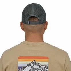 Patagonia P-6 Logo LoPro Trucker Hat 13 Patagonia P-6 Logo LoPro Trucker Hat -Climbing Accessories Outlet Shop wbs20 38283 fge ek2 rsz 13351.1670612373