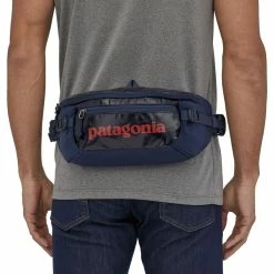Patagonia Black Hole Waist Pack 5L (Fall 2022) 16 Patagonia Black Hole Waist Pack 5L (Fall 2022) -Climbing Accessories Outlet Shop wbs20 49281 cny mk2 rsz 81485.1652127106.1280.1280 99006.1674072368